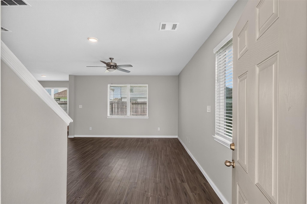 2404 Shellcracker Drive - Photo 2