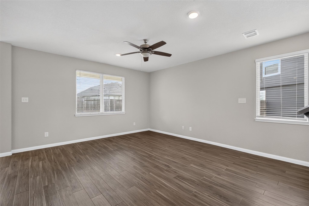 2404 Shellcracker Drive - Photo 3