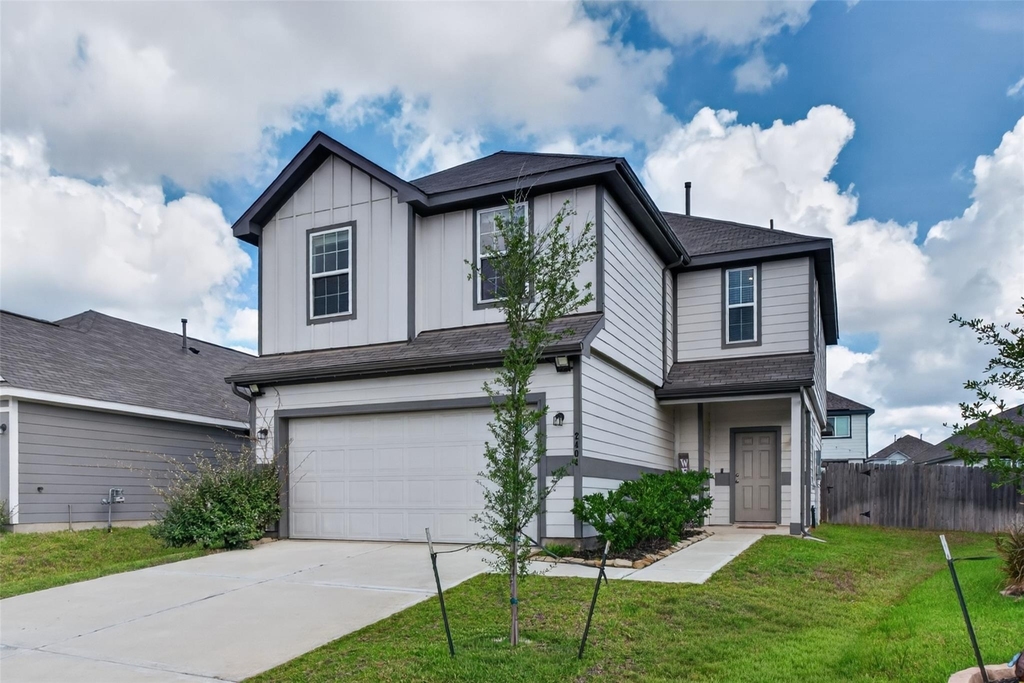 2404 Shellcracker Drive - Photo 0