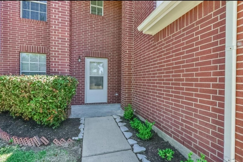 5722 W Harrow Drive - Photo 3
