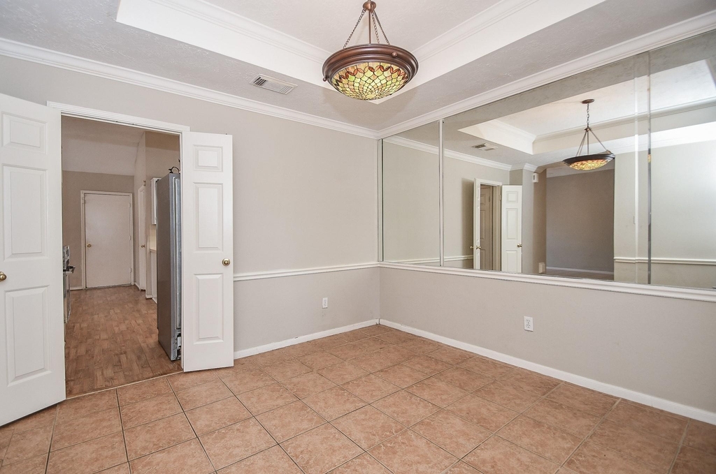 15319 Goodman Street - Photo 5