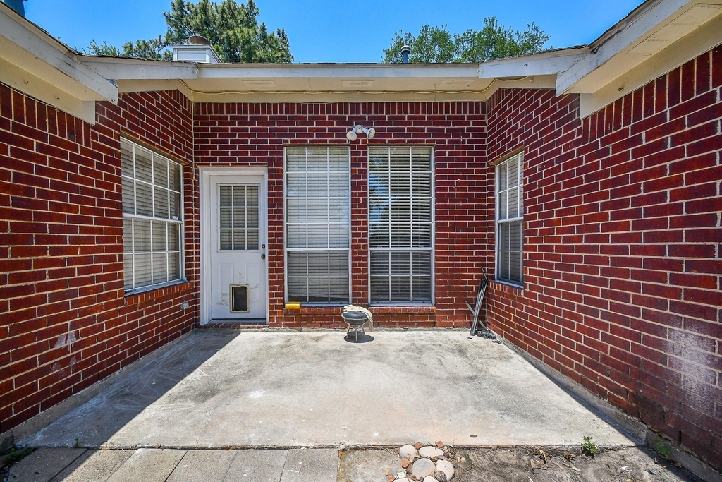 15319 Goodman Street - Photo 23