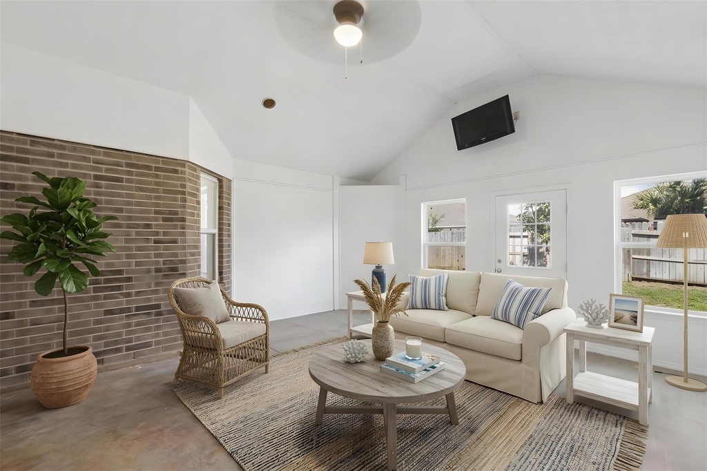 11 Clara Barton Lane - Photo 6