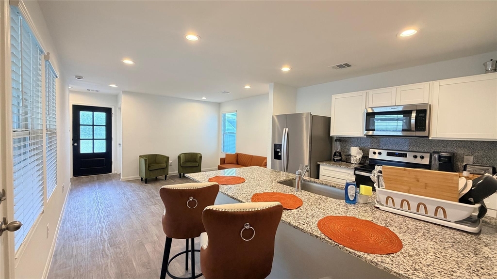 16799 N Marie Village Drive - Photo 2
