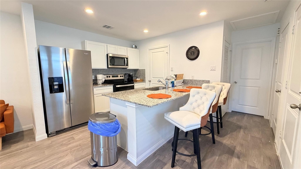 16799 N Marie Village Drive - Photo 4