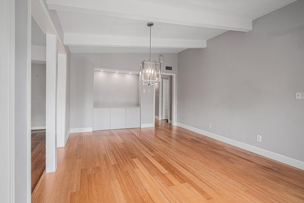5539 Indigo Street - Photo 10