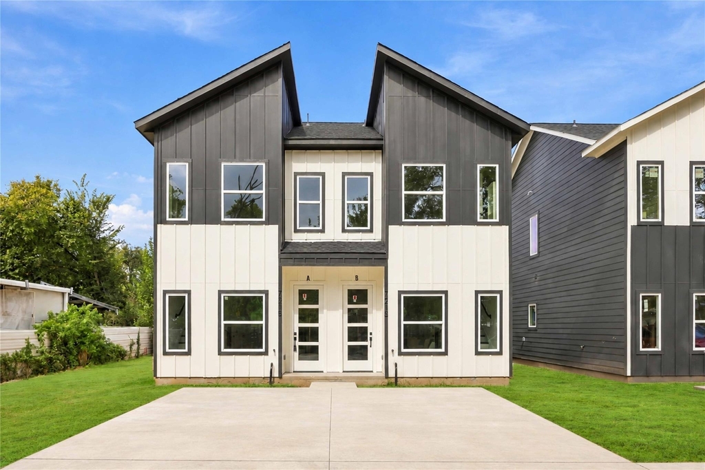 7217 Sandra Street - Photo 0