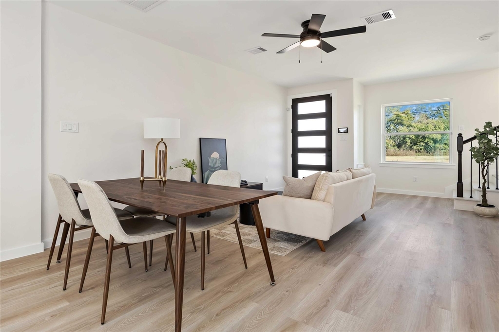 7221 Sandra Street - Photo 6