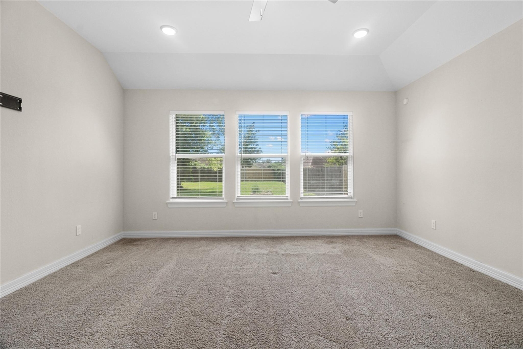 1208 Henderson Road - Photo 2