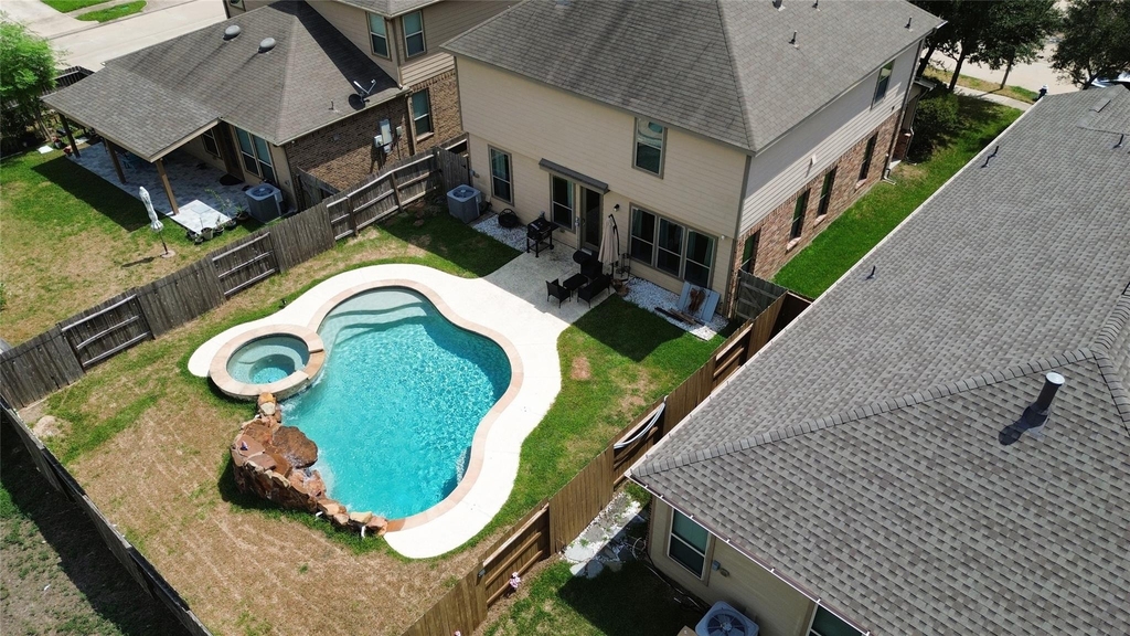 22518 Belmont Cove Lane - Photo 0