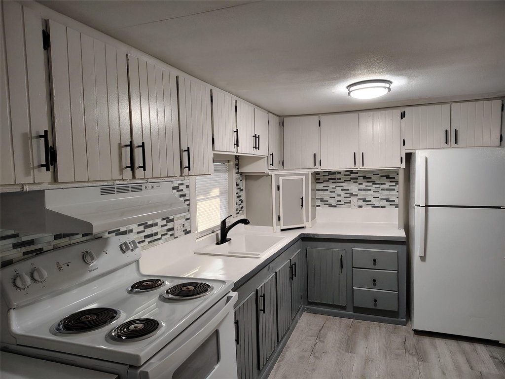 17406 Spruce Lane - Photo 9