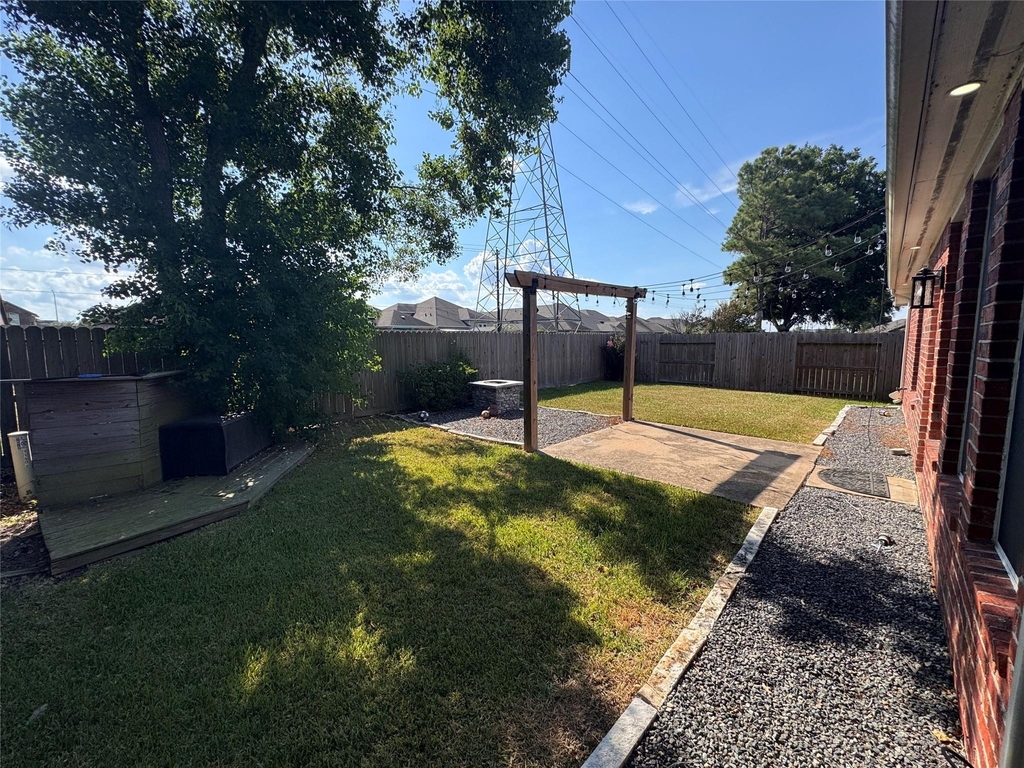 11502 Cecil Summers Way - Photo 17