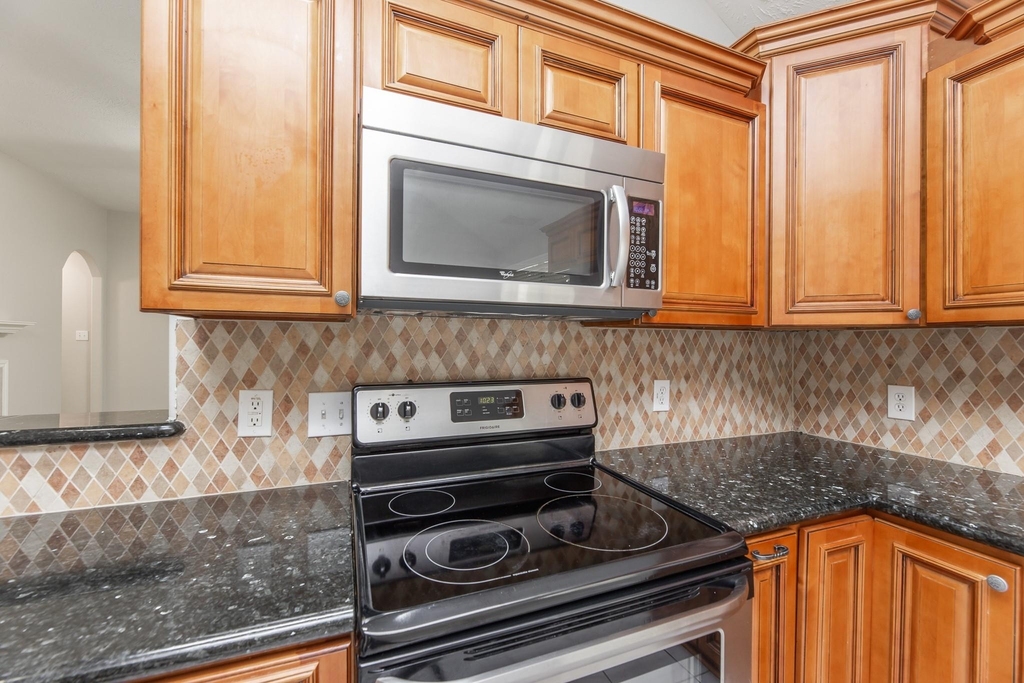 24502 Drakefield Court - Photo 15
