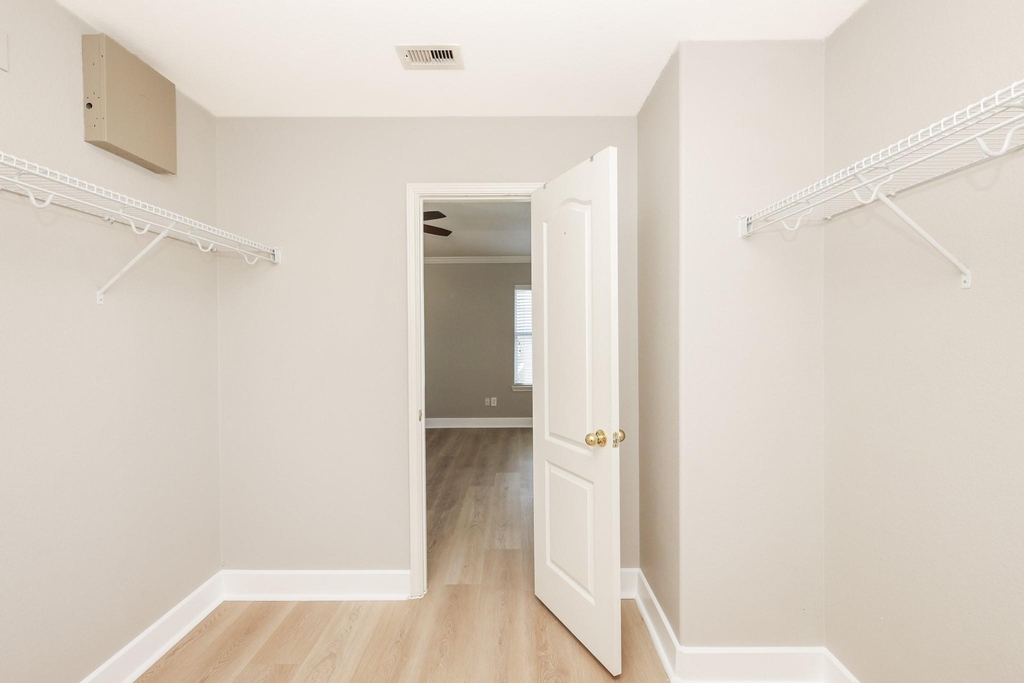 16021 Summerville Lake Drive - Photo 29