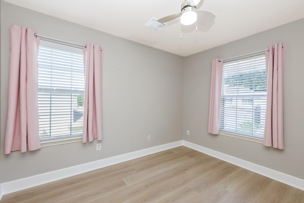 16021 Summerville Lake Drive - Photo 22