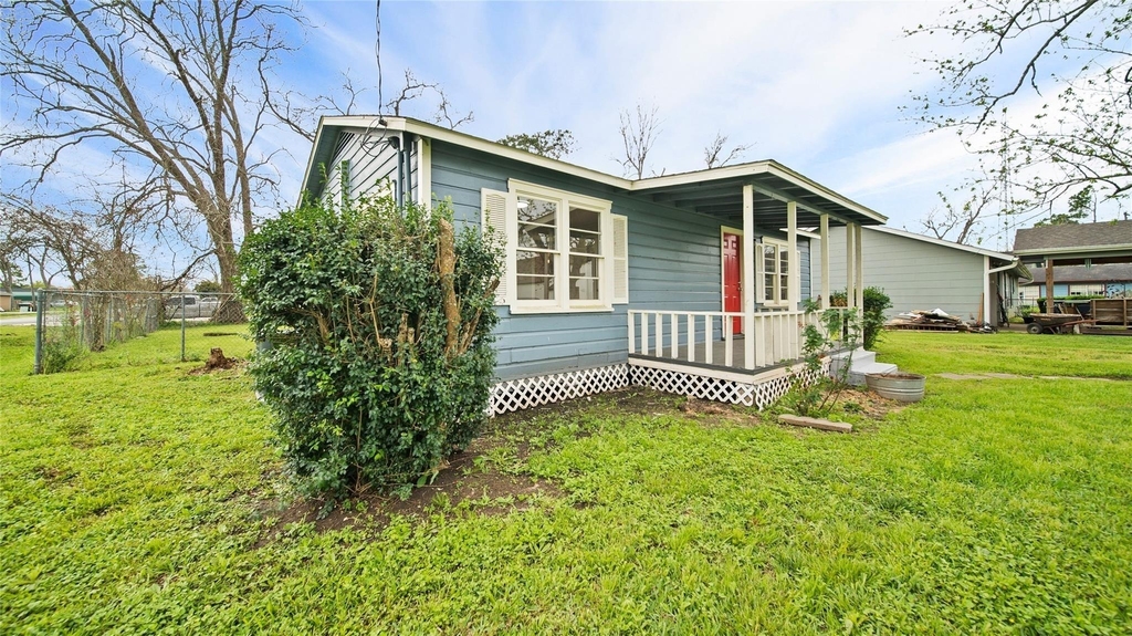 234 E Texas Street - Photo 21