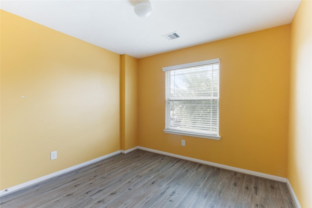 20323 Mathis Landing Drive - Photo 10