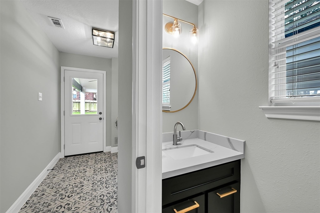 12744 Point Aquarius Boulevard - Photo 21