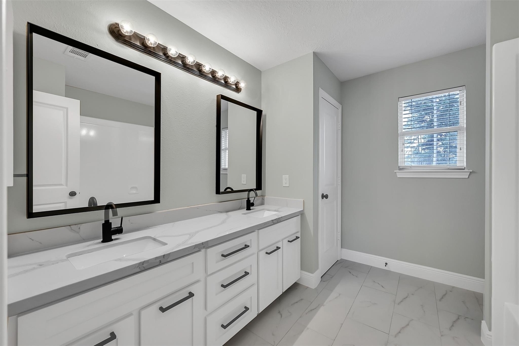 12744 Point Aquarius Boulevard - Photo 30