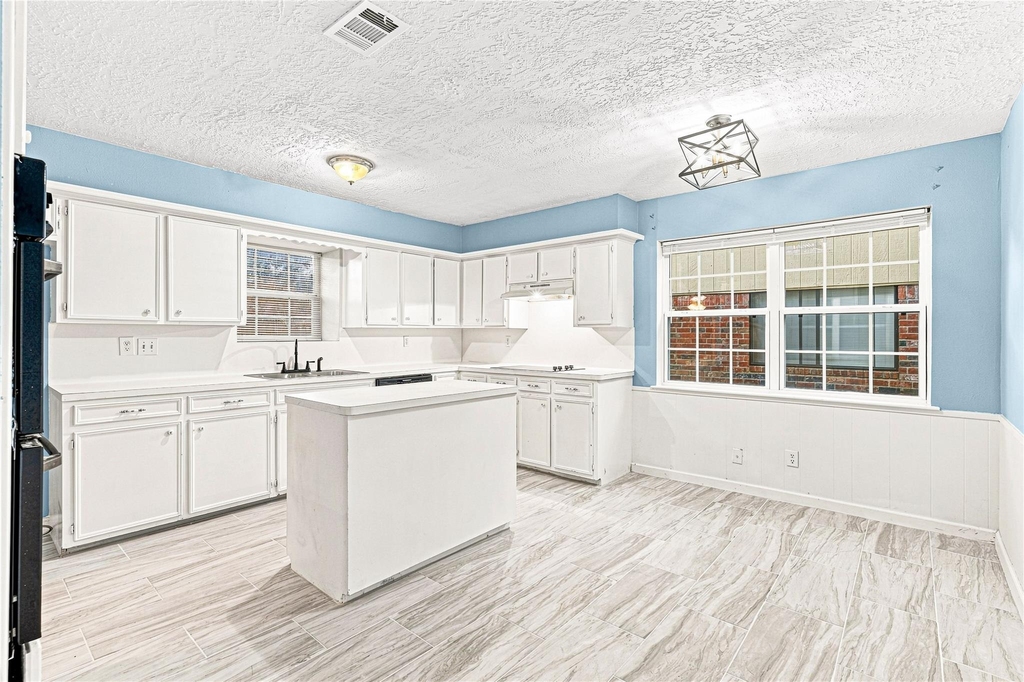 5927 Bihia Forest Drive - Photo 5