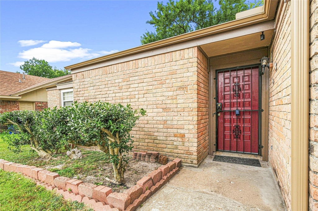 5927 Bihia Forest Drive - Photo 1