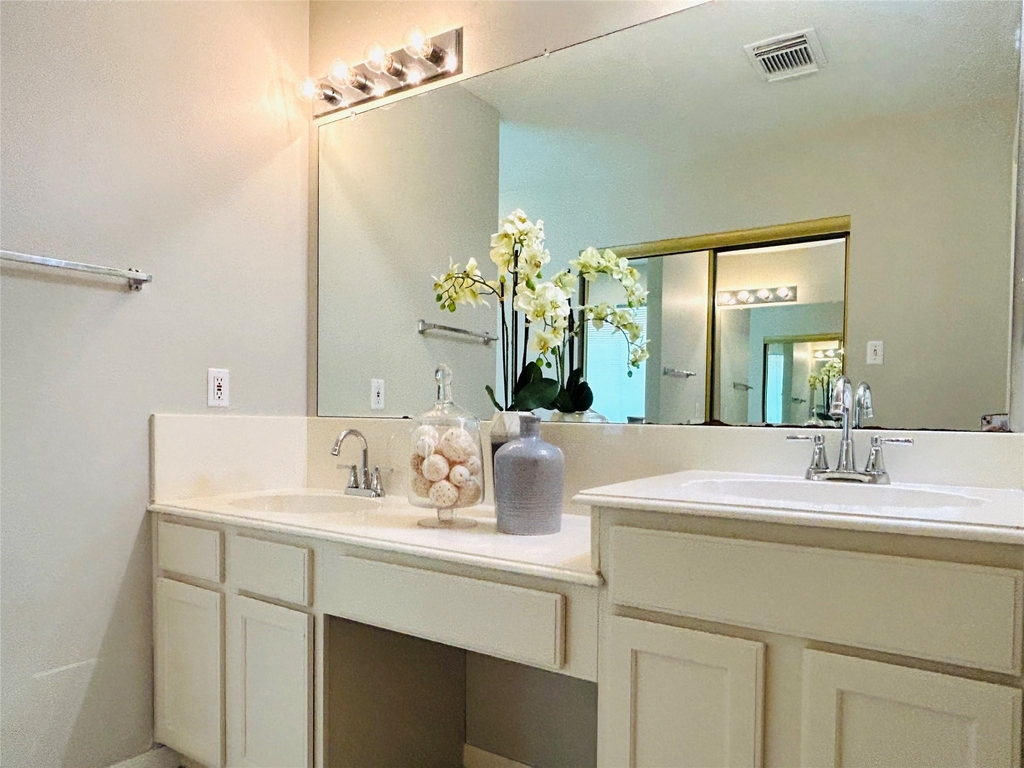 1404 Helmsley Drive - Photo 22