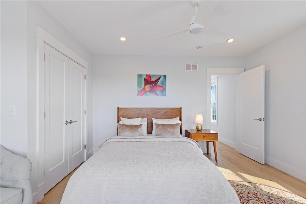 220 North End - Photo 32