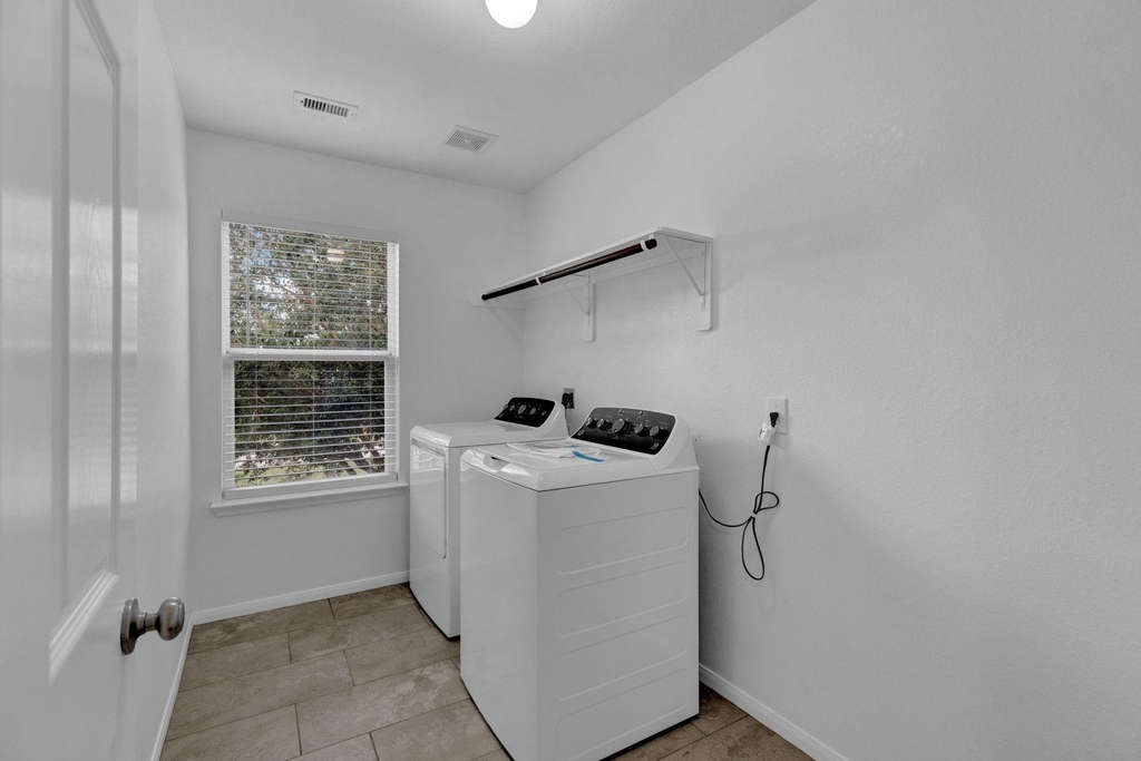 11926 Jelicoe Drive - Photo 16