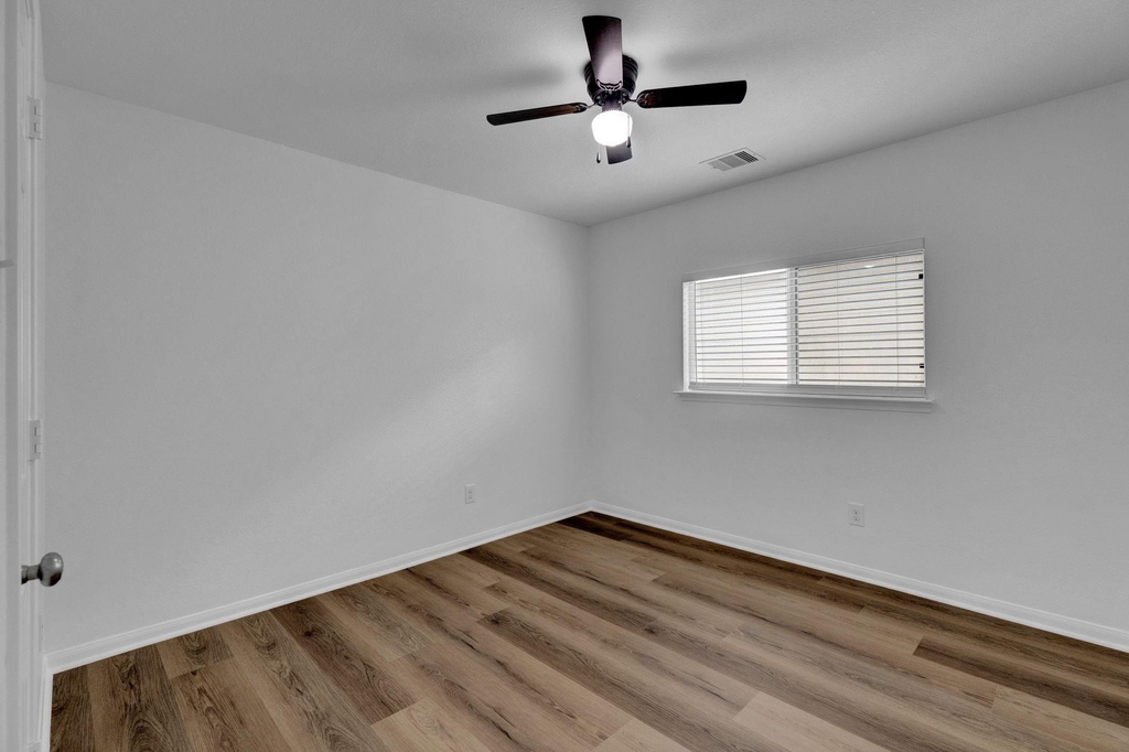 11926 Jelicoe Drive - Photo 14