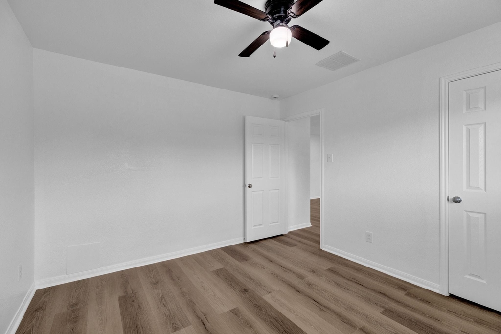 11926 Jelicoe Drive - Photo 22