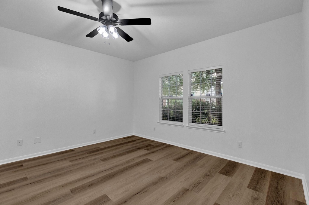 11926 Jelicoe Drive - Photo 6
