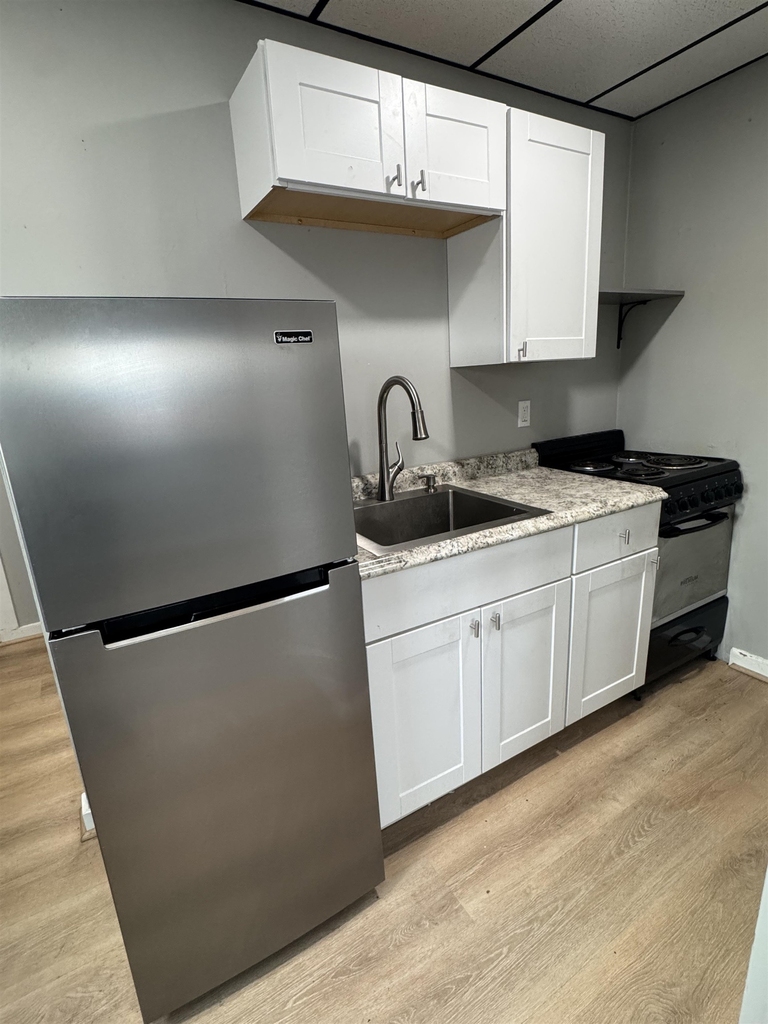 10-12 Vernon - Photo 1