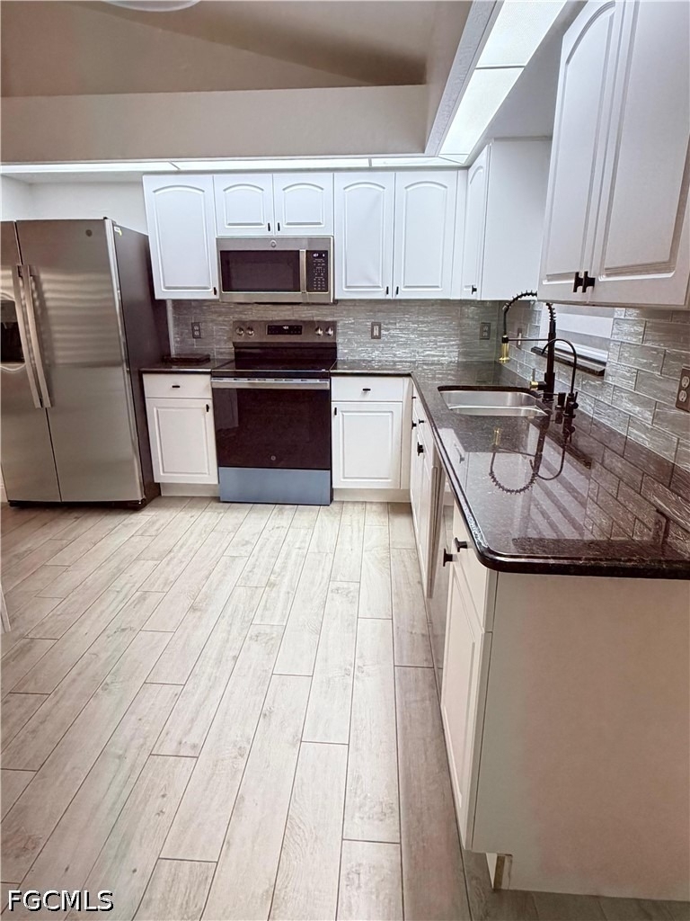 3445 Ne 11th Avenue - Photo 10