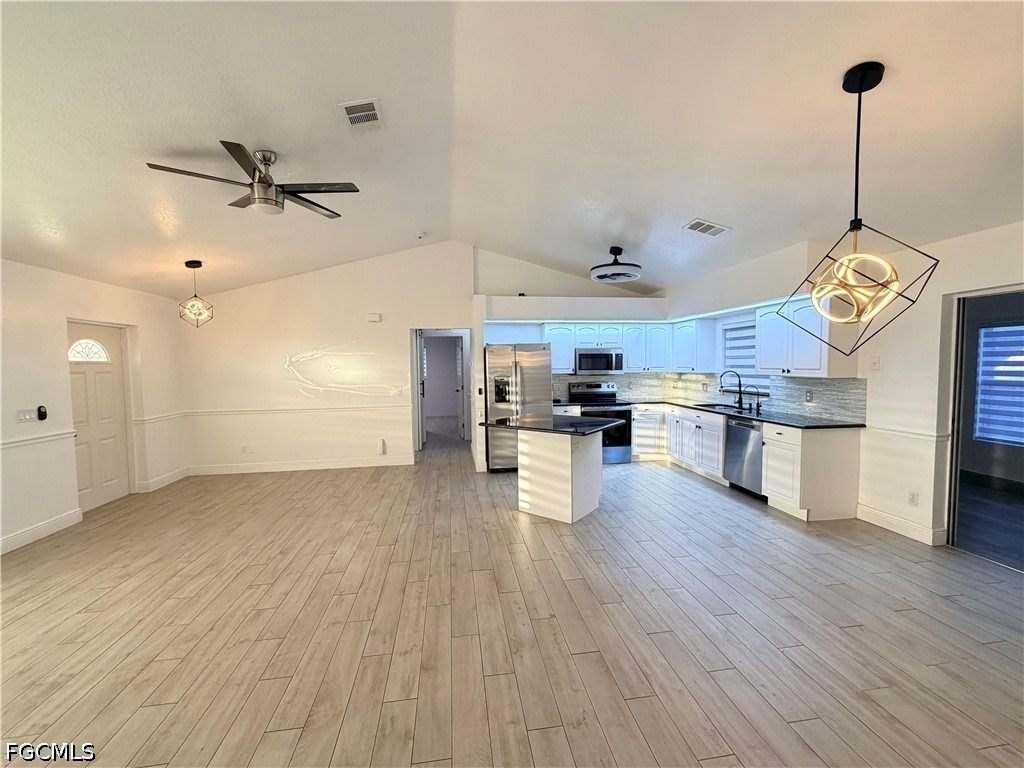 3445 Ne 11th Avenue - Photo 8