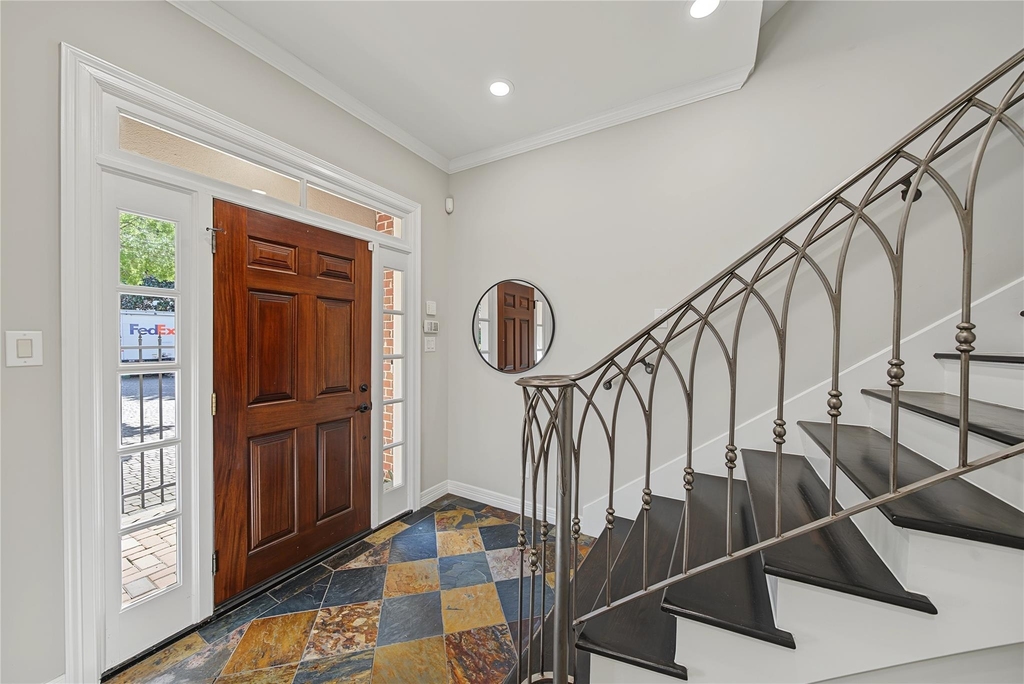 2188 Bancroft Street - Photo 4
