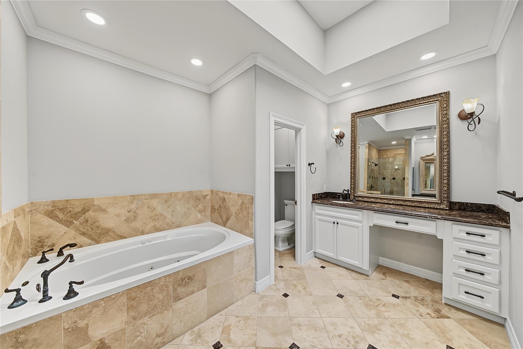 2188 Bancroft Street - Photo 34