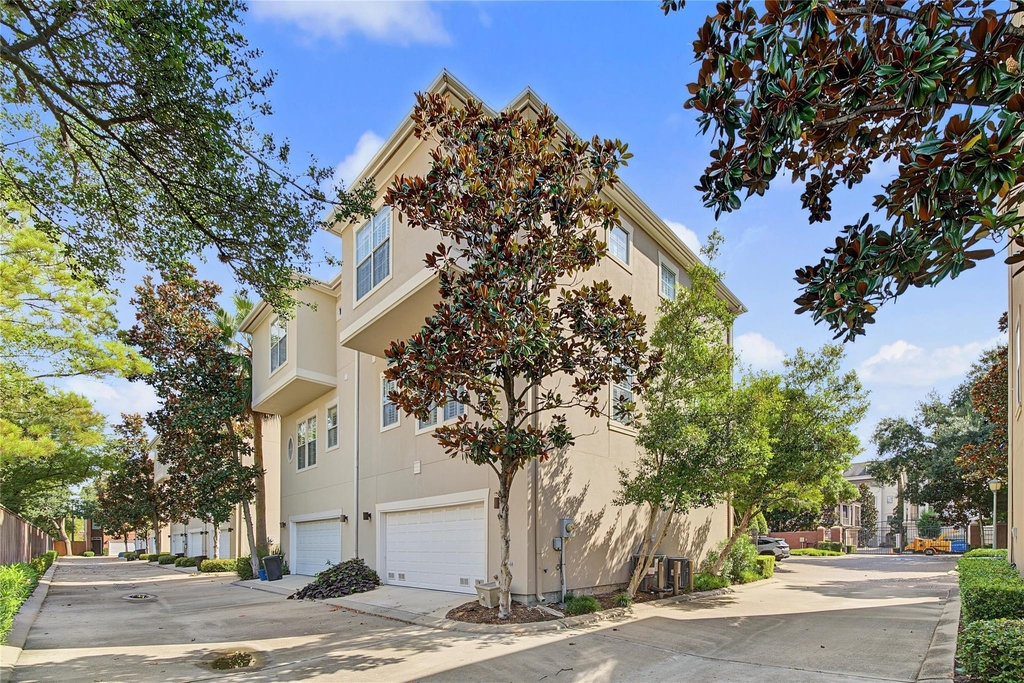 2188 Bancroft Street - Photo 37