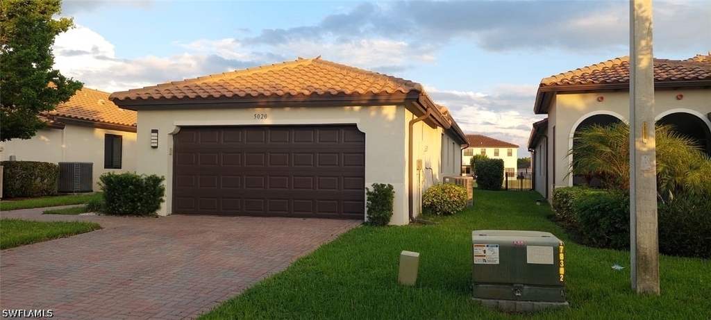 5020 Arancia Lane - Photo 9