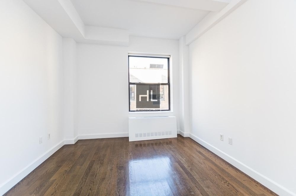 West 91st Street - Photo 0