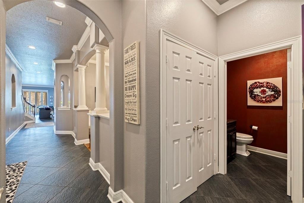 618 Saxony Boulevard - Photo 15