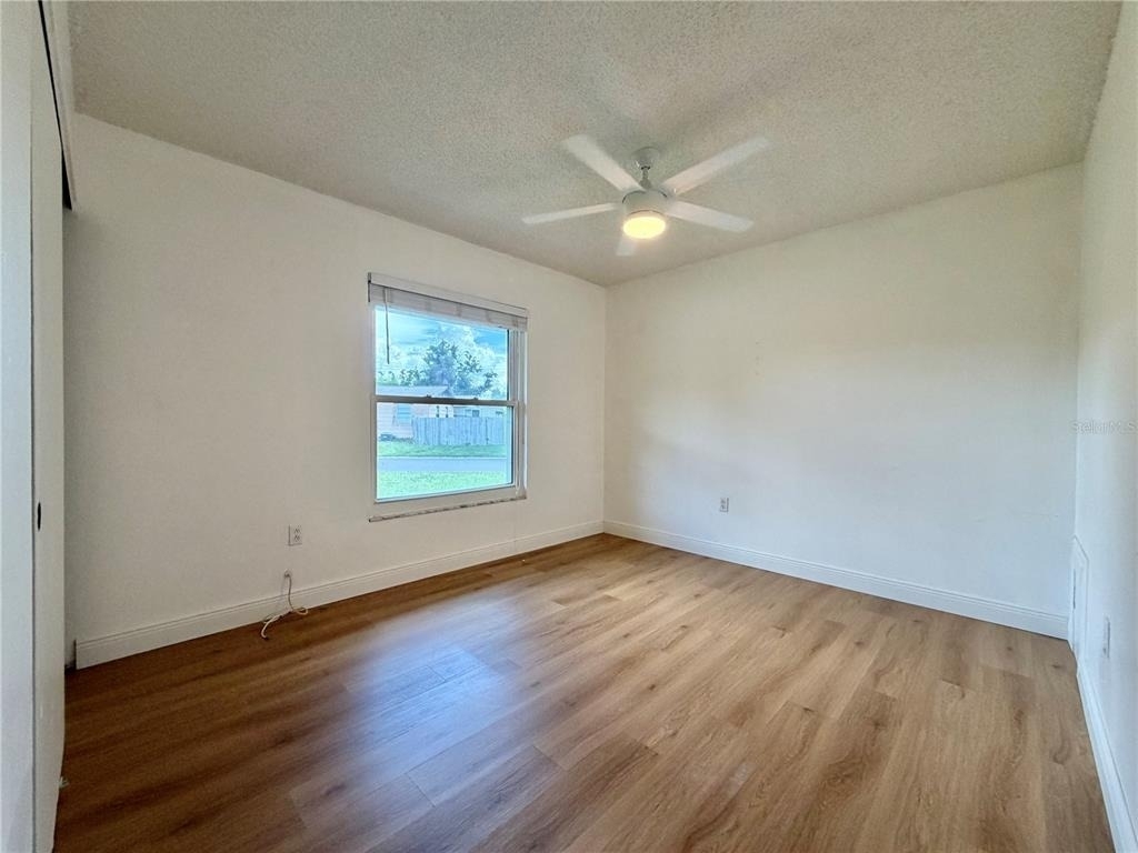 4100 45th Avenue N - Photo 10