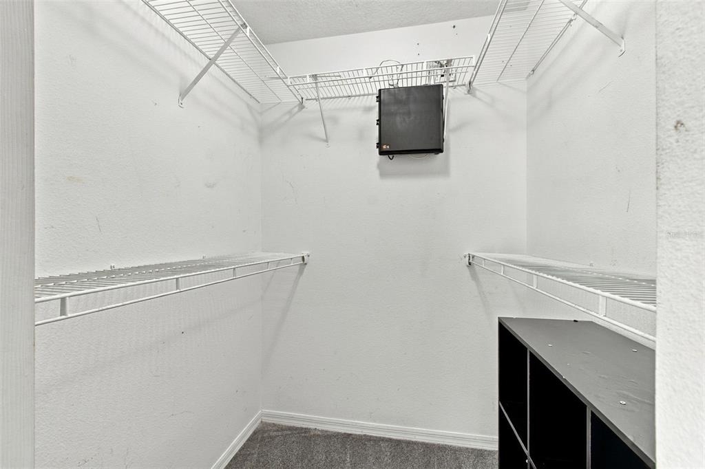 249 Castlekeeper Place - Photo 16