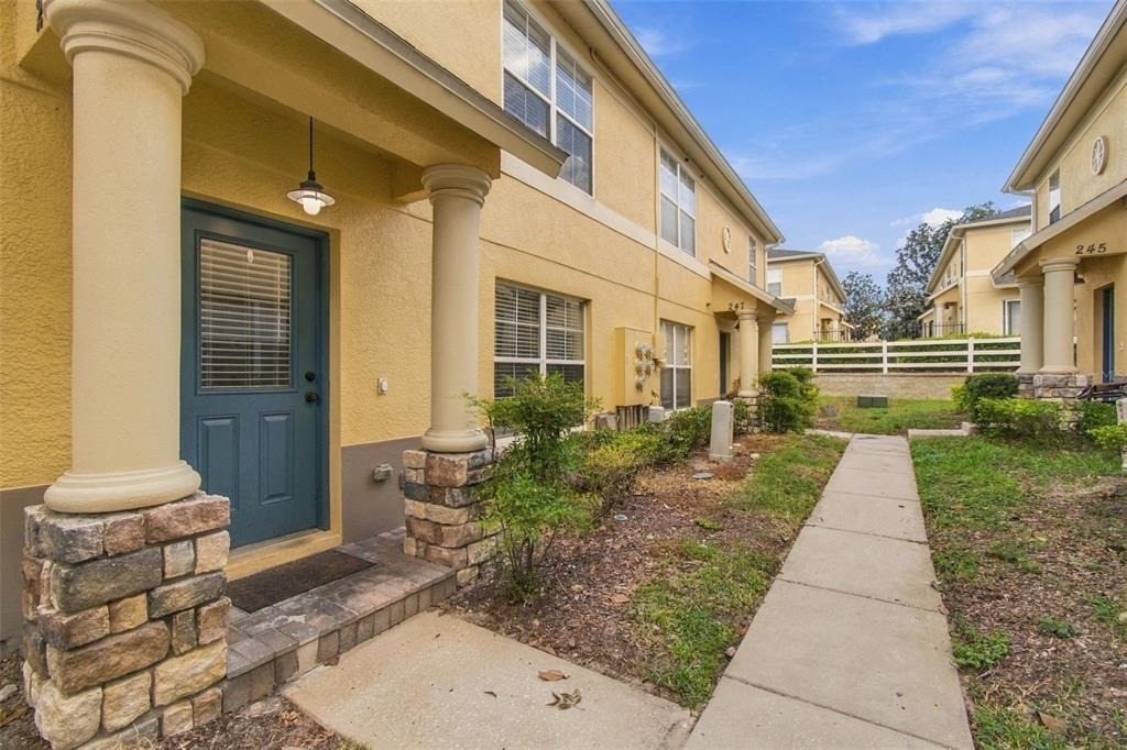 249 Castlekeeper Place - Photo 0