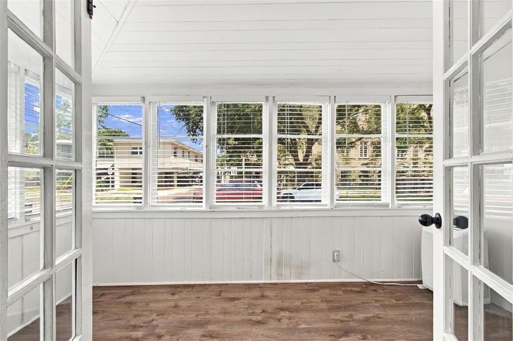 524 3rd Street N - Photo 43