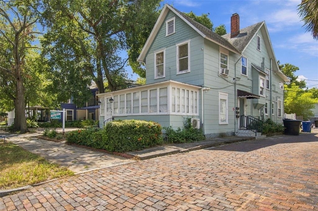 524 3rd Street N - Photo 4