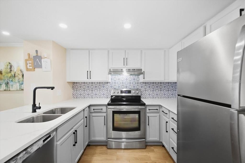 4769 Puritan Circle - Photo 8