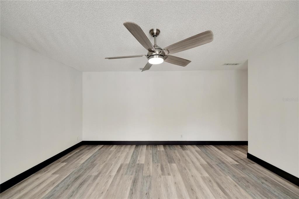 6301 Newtown Circle - Photo 50