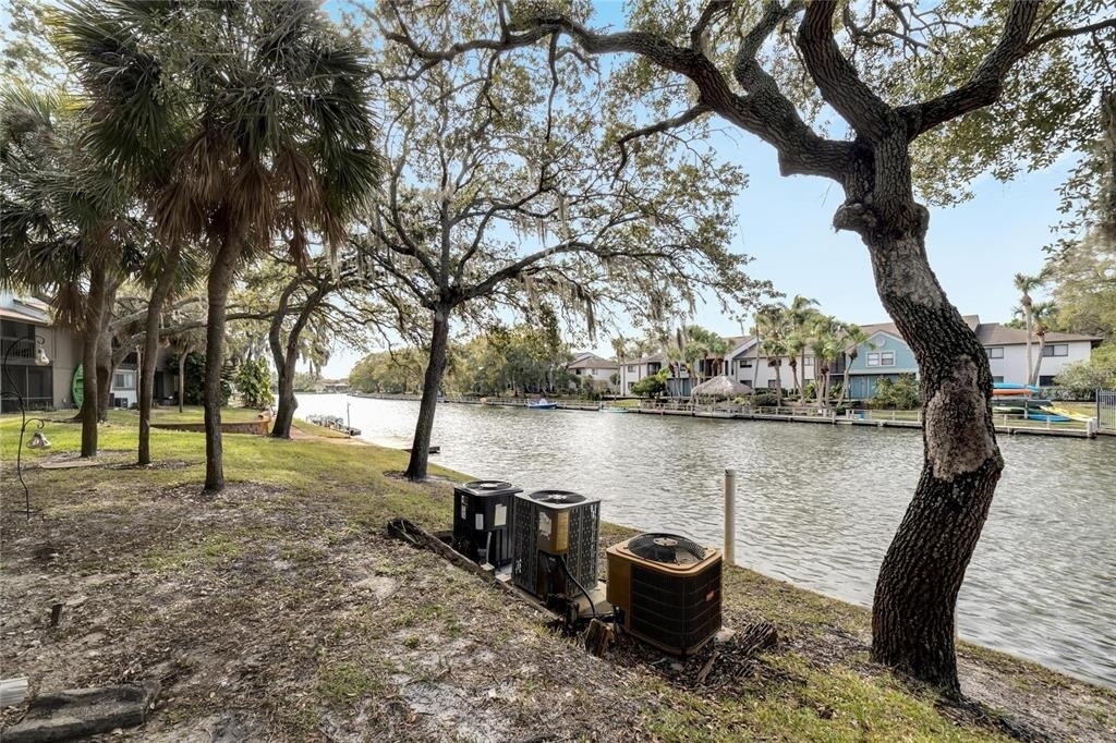 6301 Newtown Circle - Photo 24