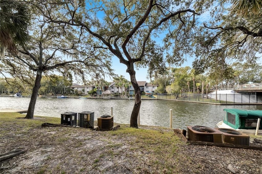 6301 Newtown Circle - Photo 23