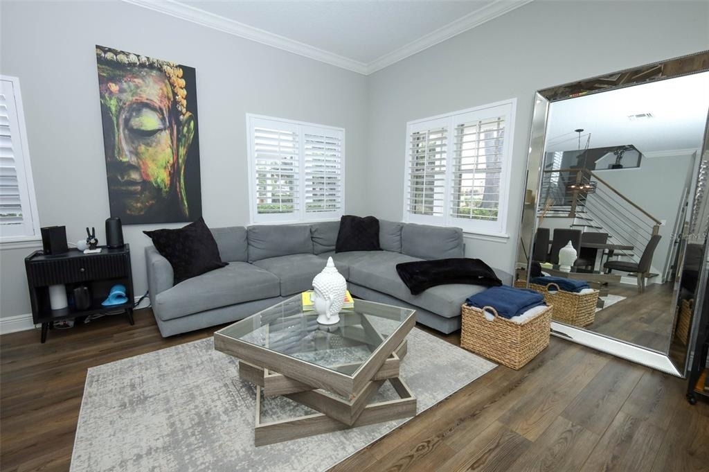 2202 Elizabeth Avenue - Photo 3